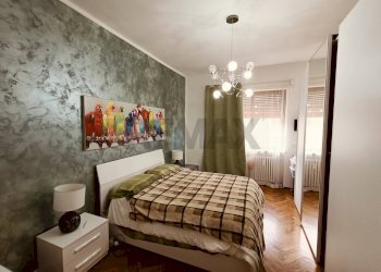 Camera / camera da letto - Trilocale Via San Marino
 
108, Torino - foto 17