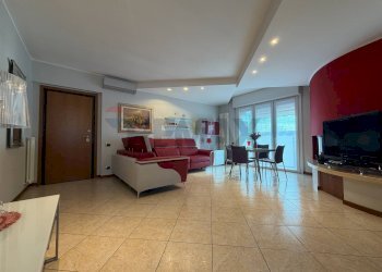 Sala da pranzo - Trilocale VIA MOZART
 
2, Ponte San Pietro - foto 5