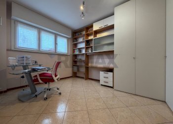 Camera - Trilocale VIA MOZART
 
2, Ponte San Pietro - foto 18