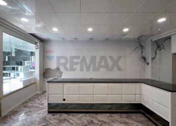 Bagno - Locale Commerciale Via Santa Maria di Merino
 
36, Vieste - foto 5