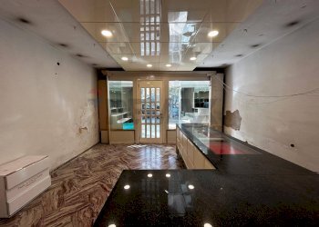 Cucina - Locale Commerciale Via Santa Maria di Merino
 
36, Vieste - foto 8