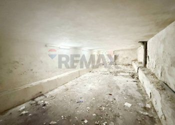 Stanza vuota - Cantina / Solaio Via Delle Betulle
65, Roma - foto 7