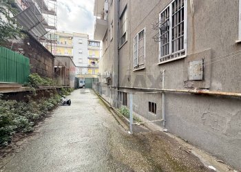 Edificio all\'aperto - Cantina / Solaio Via Delle Betulle
65, Roma - foto 13