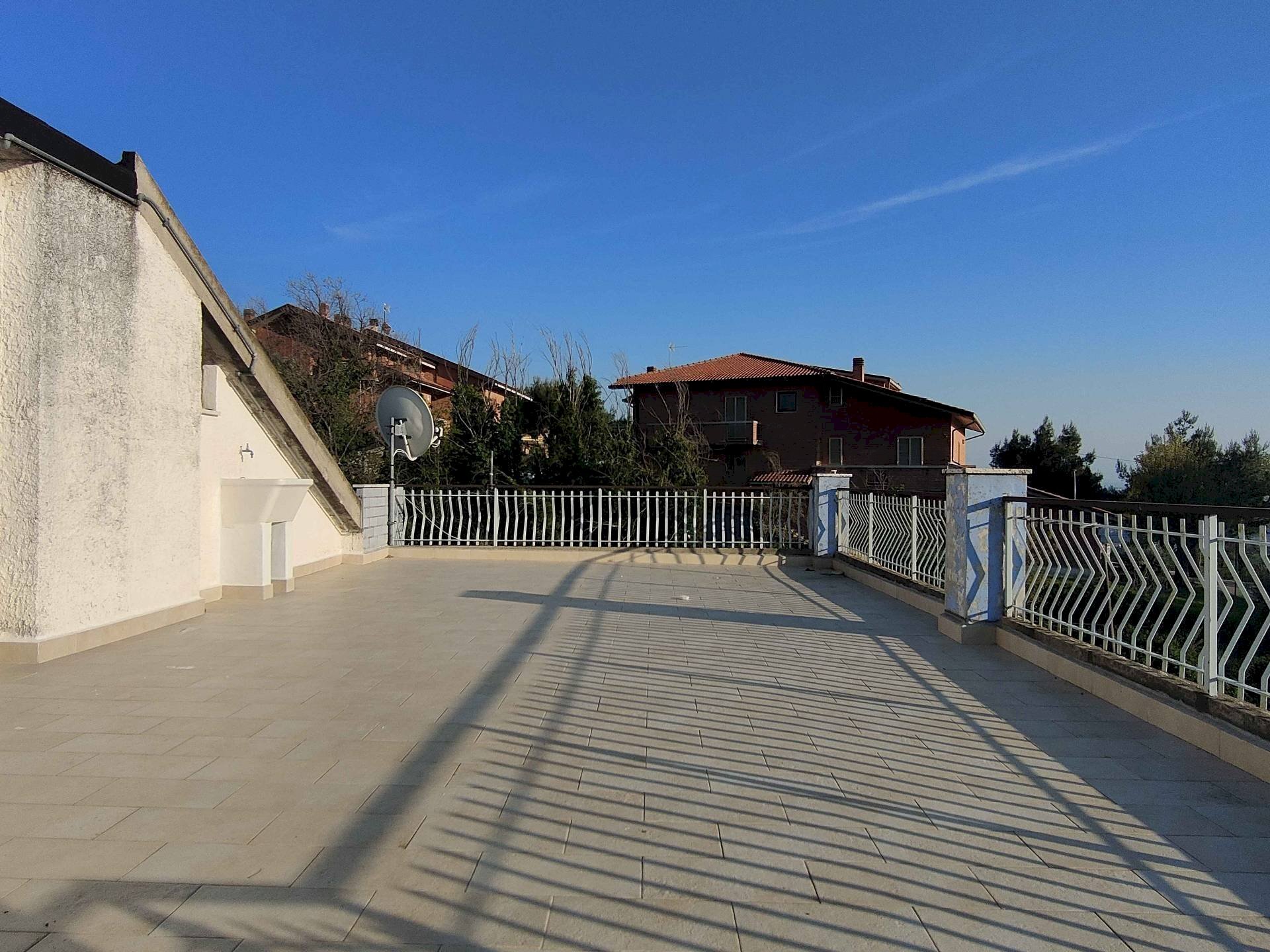 Foto 3 - Attico Contrada Abbadetta
 
7, Acquaviva Picena - foto 3