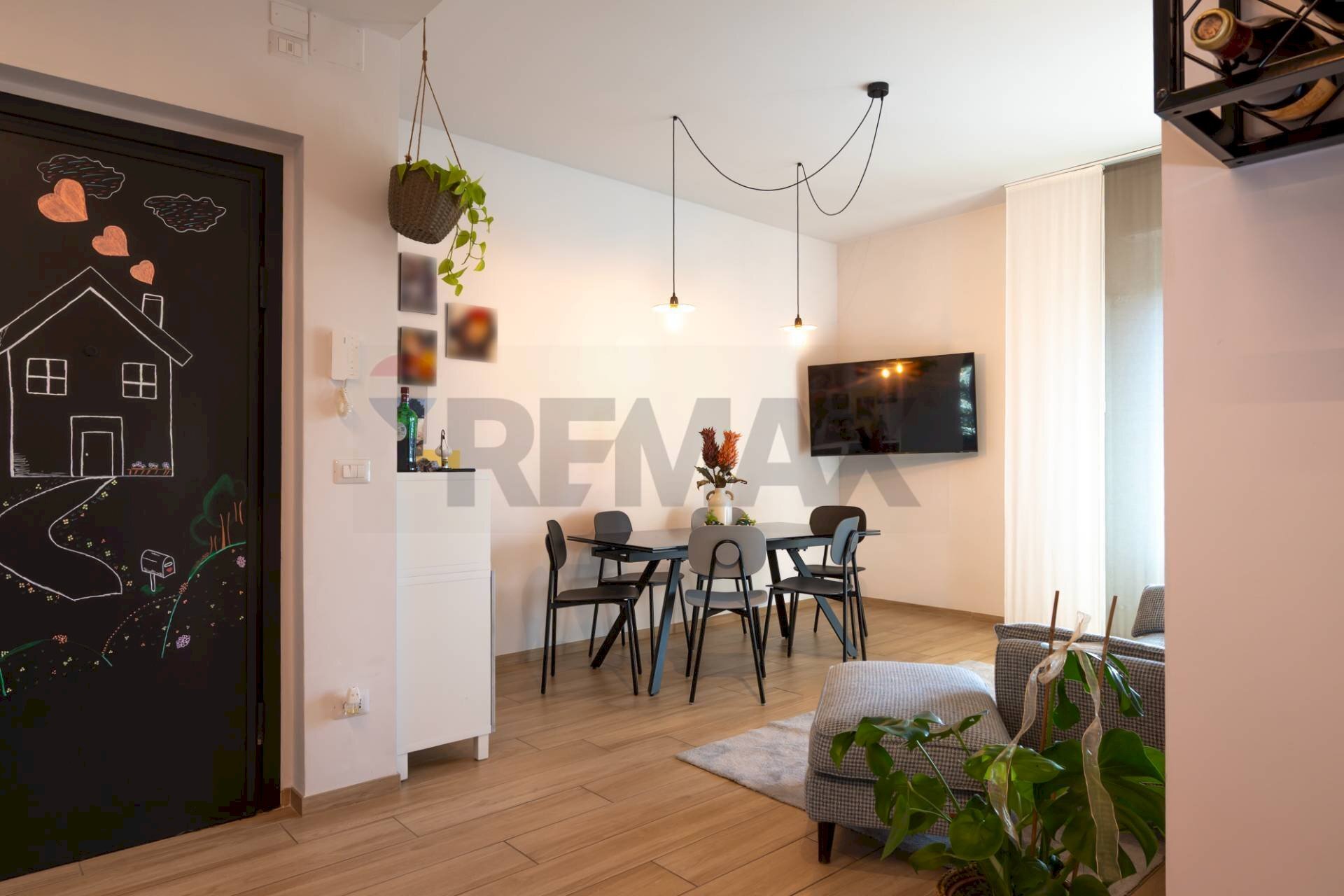 Sala da pranzo - Trilocale Strada Langhirano
 
54, Parma - foto 2