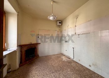 Stanza vuota - Casa indipendente Via ponti rossi
 
snc, Fragneto Monforte - foto 7