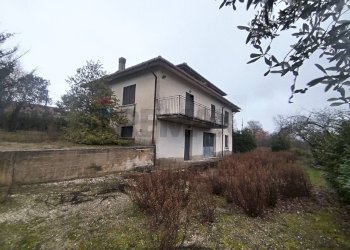 Casa all\'aperto - Independent house CONTRADA PIANA
 
259, Morcone - photo 6