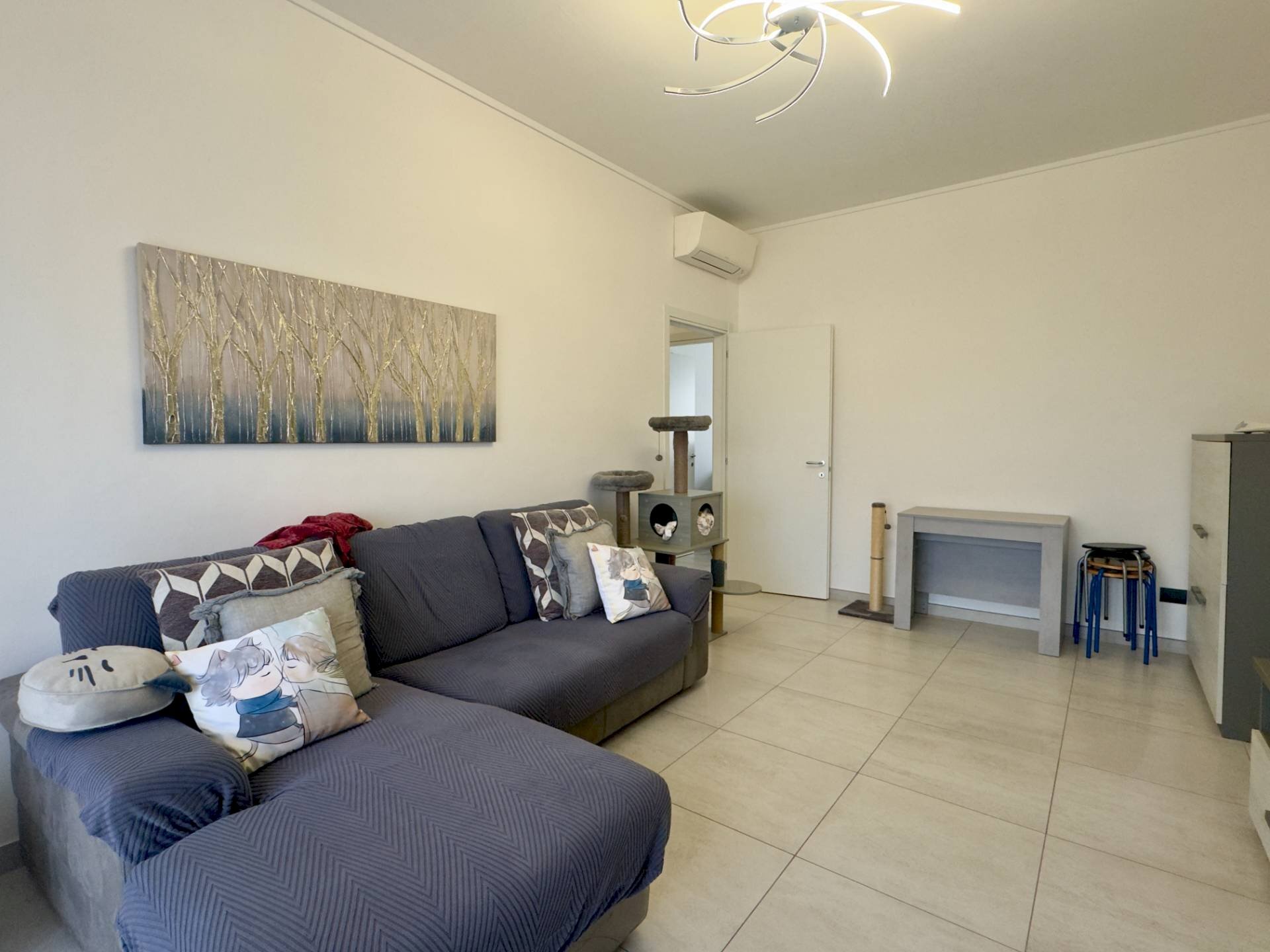 Soggiorno - Two-room apartment Via Monte Grappa
259, Sesto San Giovanni - photo 2