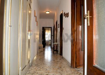 Hall / corridoio - Appartamento Via Lieti A Capodimonte
 
51/f, Napoli - foto 6