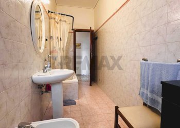 Bagno - Appartamento Via Lieti A Capodimonte
 
51/f, Napoli - foto 16