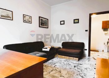 Soggiorno - Appartamento Via Lieti A Capodimonte
 
51/f, Napoli - foto 17