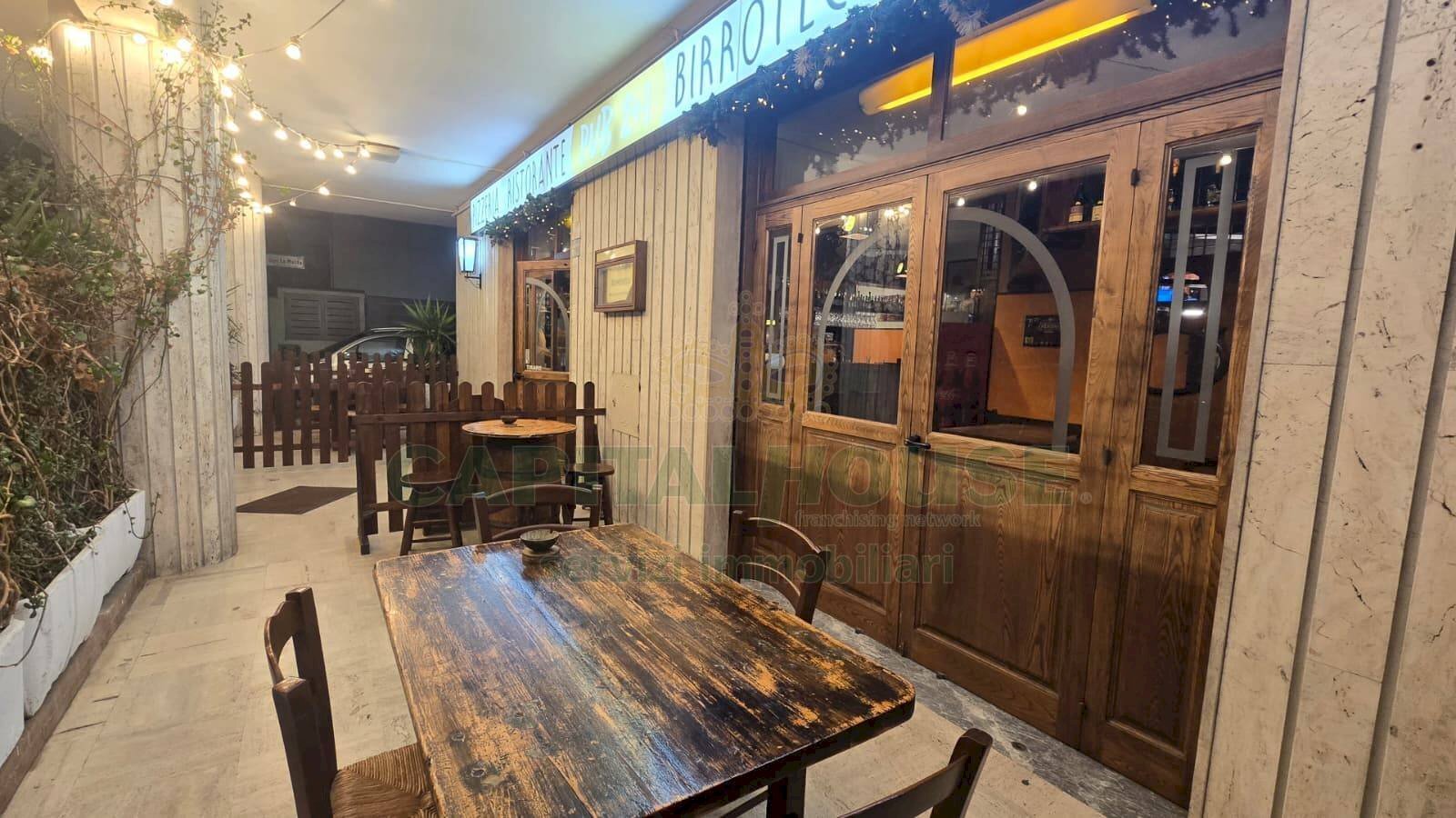 Foto 1 - Attività Commerciale Via Santa Croce, San Nicola la Strada - foto 1