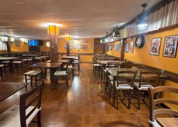 Foto 3 - Attività Commerciale Via Santa Croce, San Nicola la Strada - foto 3