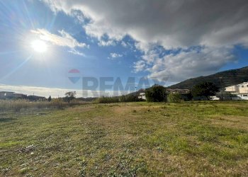 Vista delle montagne - Commercial Premises Castelforte - photo 9