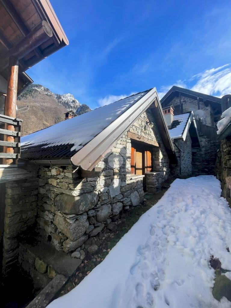 Semi-detached house Località Valpiana, Bannio Anzino - photo 3