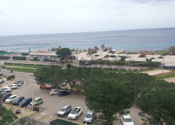 Vista dell\'acqua - Quadrilocale via Largo Salvatore Caronia Roberti
 
22, Palermo - foto 1