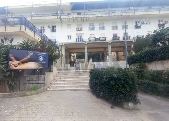 Edificio all\'aperto - Quadrilocale via Largo Salvatore Caronia Roberti
 
22, Palermo - foto 3