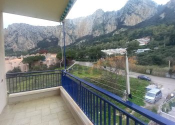 Balcone - Quadrilocale via Largo Salvatore Caronia Roberti
 
22, Palermo - foto 8