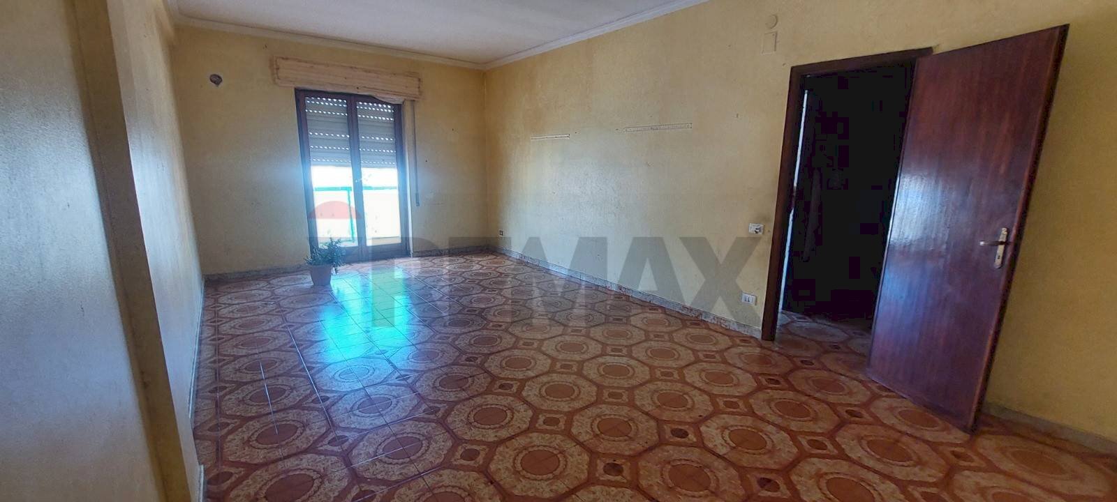 Stanza vuota - Quadrilocale viale europa
 
366, Misilmeri - foto 1