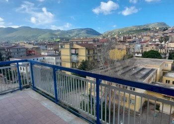Balcone - Four-room apartment viale europa
 
366, Misilmeri - photo 37