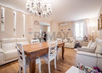 Sala da pranzo - Terraced Villa Via Ospedale
 
6, San Martino in Rio - photo 17