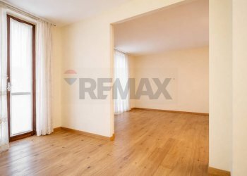 Stanza vuota - Villa a Schiera Via Ospedale
 
6, San Martino in Rio - foto 17