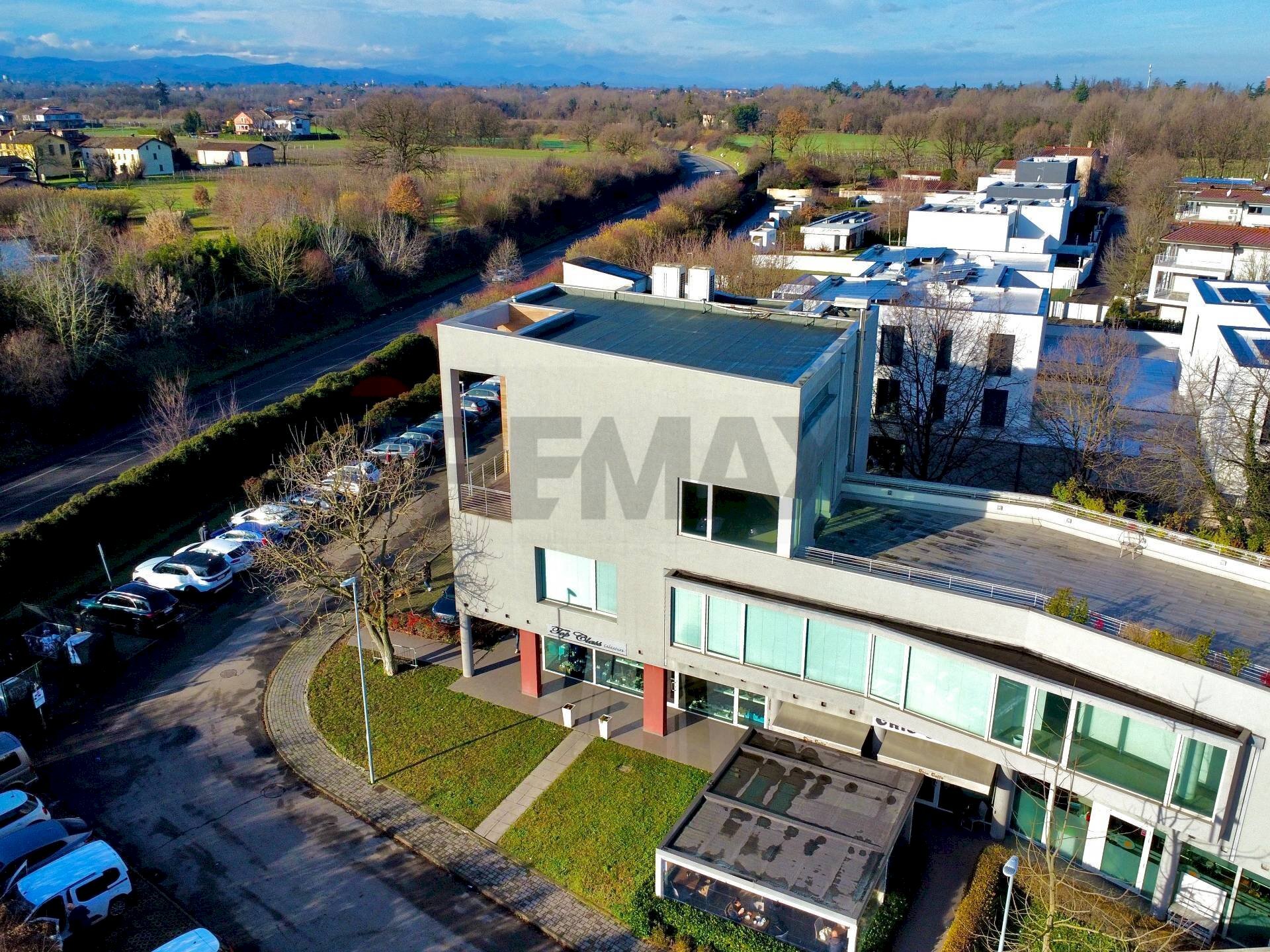 Casa all\'aperto - Shop Via Luca della Robbia
 
24/b, Reggio nell'Emilia - photo 3