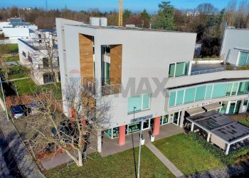 Casa all\'aperto - Shop Via Luca della Robbia
 
24/b, Reggio nell'Emilia - photo 4