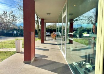 Terrazza - Shop Via Luca della Robbia
 
24/b, Reggio nell'Emilia - photo 17