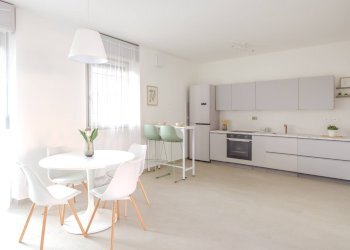 Foto 9 - Trilocale Via Martiri della Libertà
 
9, San Maurizio Canavese - foto 9