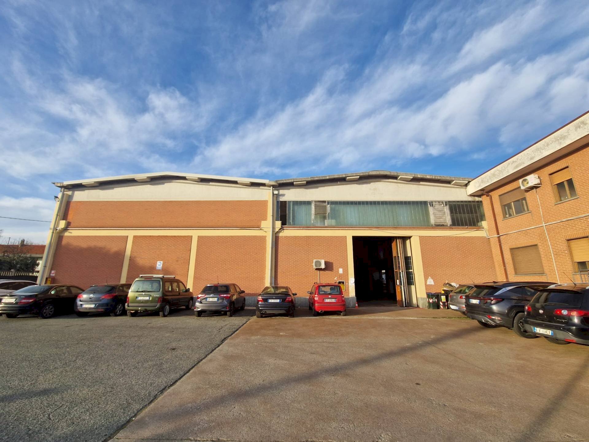 Foto 1 - Capannone via settimo
 
119, Leini - foto 1