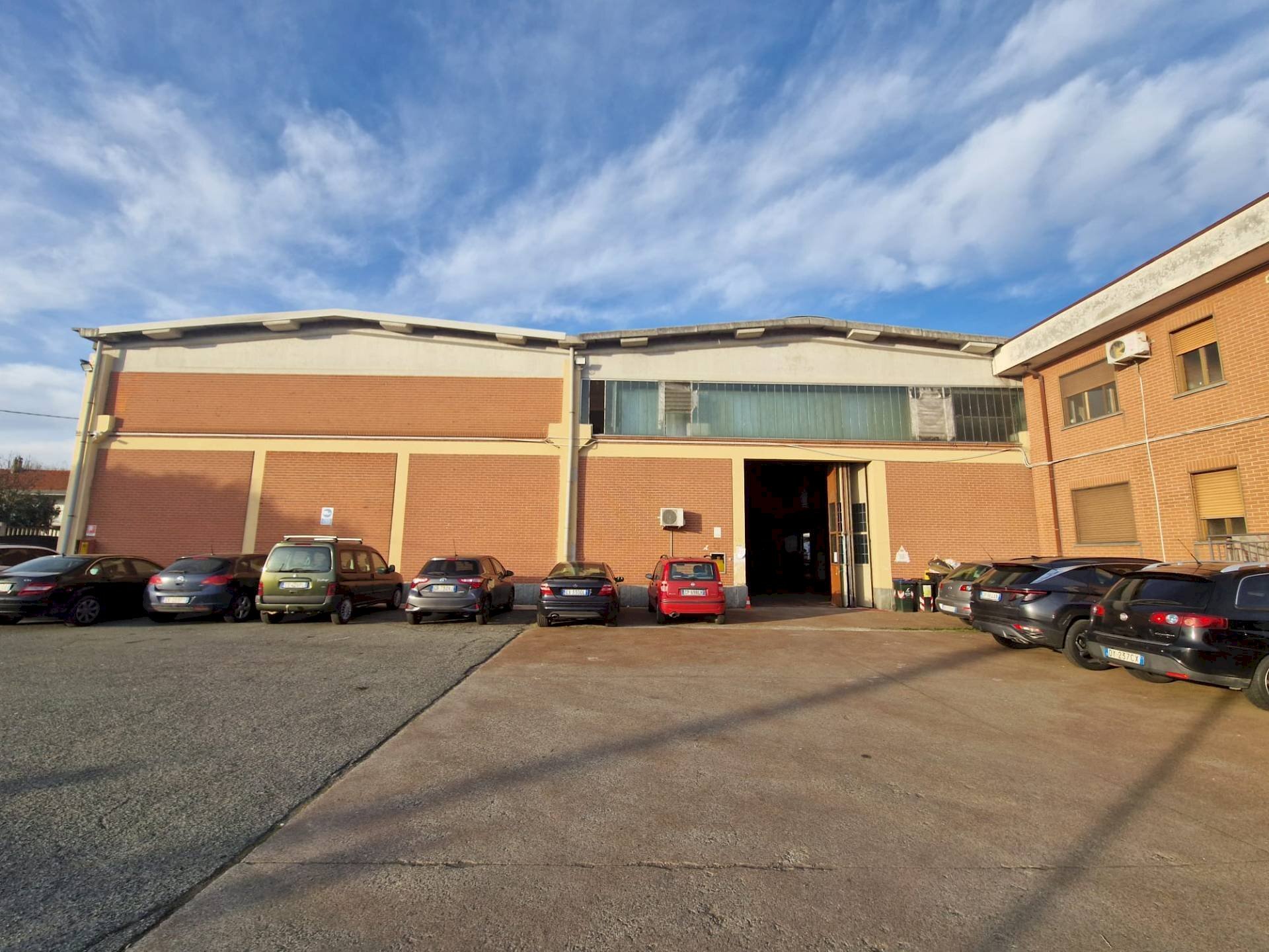 Foto 2 - Capannone via settimo
 
119, Leini - foto 2