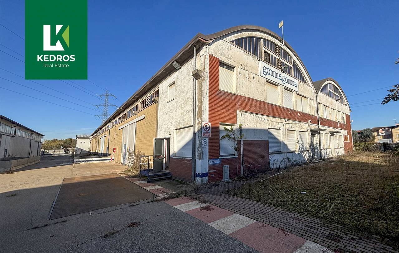 Foto 2 - Capannone Via Asiago
212, Caronno Pertusella - foto 2