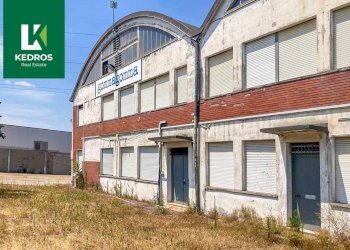 Foto 5 - Capannone Via Asiago
 
212, Caronno Pertusella - foto 5