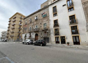 Edificio all\'aperto - Bilocale VIA FUNAI
 
10, Trapani - foto 2