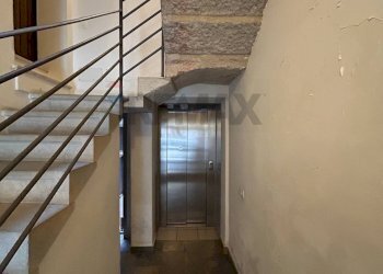 Ricezione / Lobby - Bilocale VIA FUNAI
 
10, Trapani - foto 5