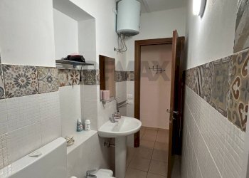 Bagno - Bilocale VIA FUNAI
 
10, Trapani - foto 24