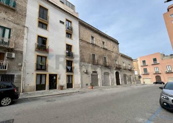Edificio all\'aperto - Bilocale VIA FUNAI
 
10, Trapani - foto 34