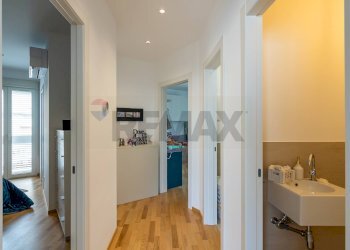 Hall / corridoio - Apartment Via G. Matteotti
 
2, Comiso - photo 27