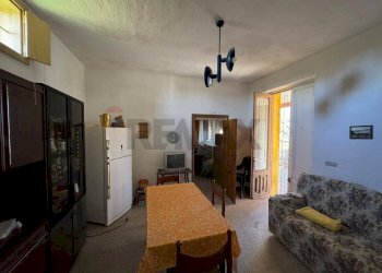 Sala da pranzo - Casa indipendente Torre Santa Susanna - foto 3