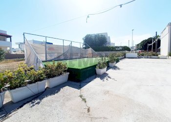 Foto 3 - Locale Commerciale Torre Santa Sabina
 
snc, Carovigno - foto 3