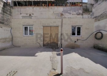 Cortile Privato vista 4 - Casa indipendente Via Cuneo
 
70, Mesagne - foto 16