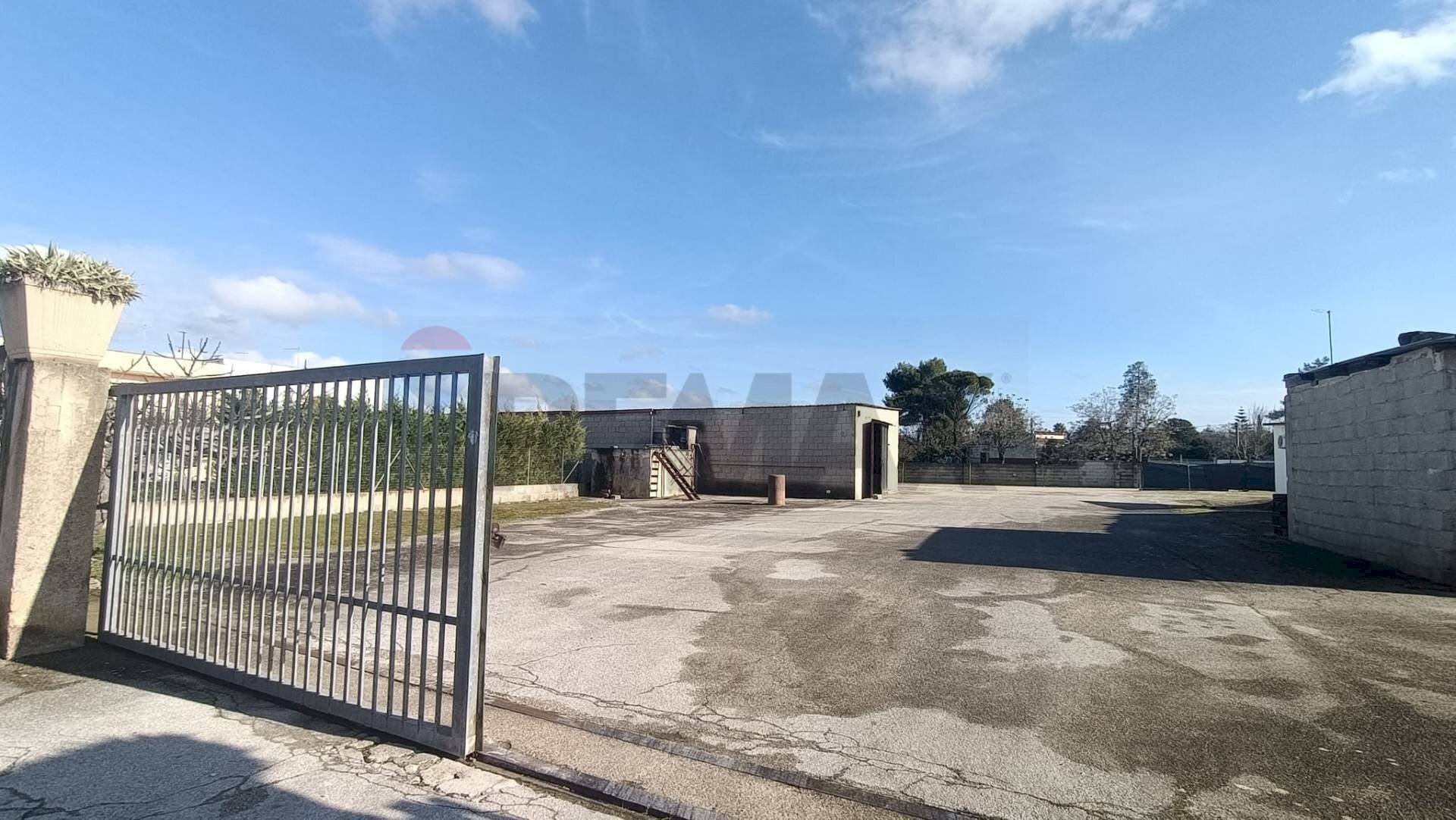 Terrazza - Locale Commerciale Via Vecchia Mesagne
 
81, Latiano - foto 1