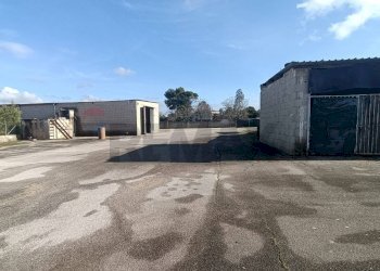 Terrazza - Locale Commerciale Via Vecchia Mesagne
 
81, Latiano - foto 12