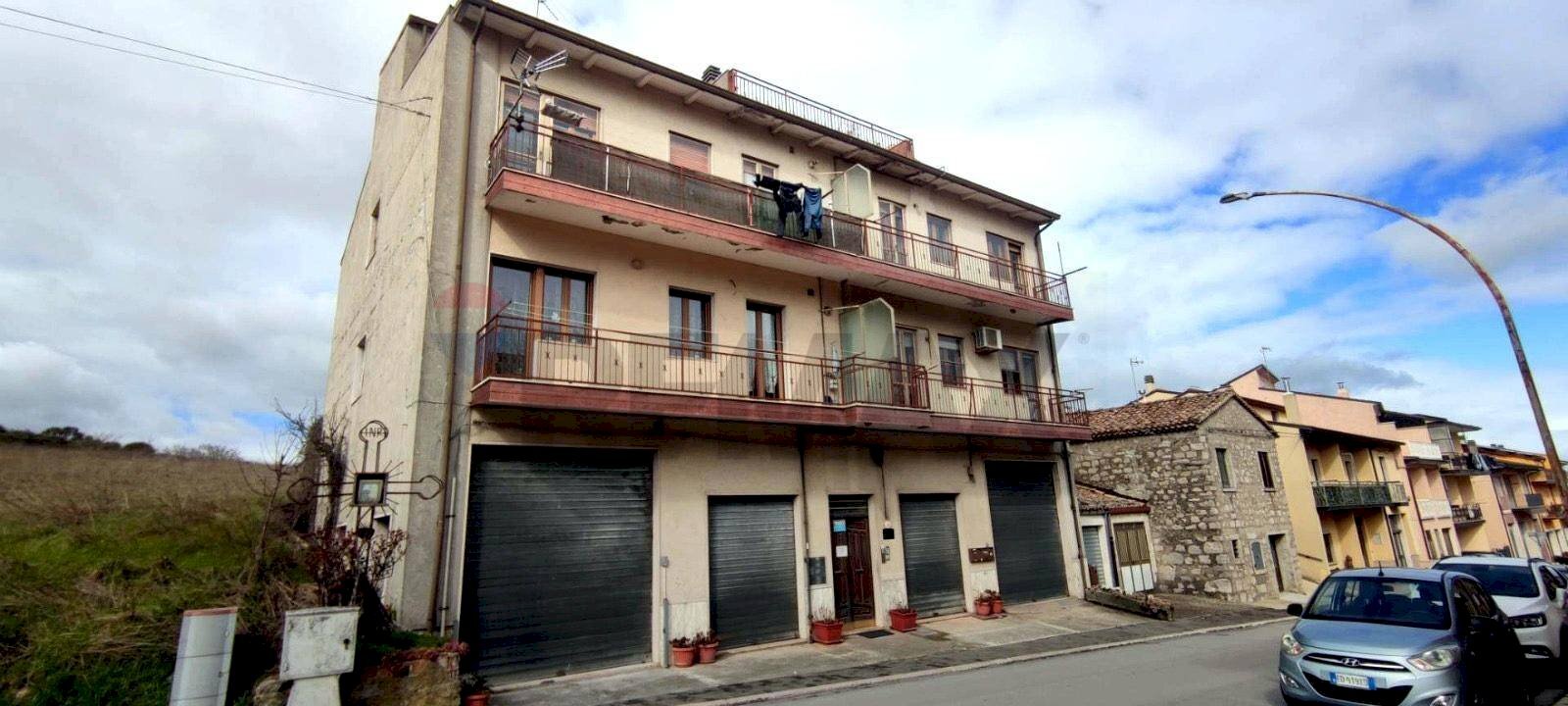 Edificio all\'aperto - Appartamento Via Feudo
 
144, Riccia - foto 1