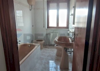 Bagno - Appartamento Via Feudo
 
144, Riccia - foto 22