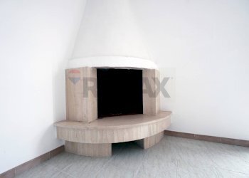 Dettagli - Trilocale Alessandro Volta
 
14, Adelfia - foto 6