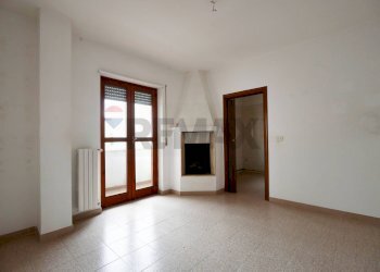 Stanza vuota - Trilocale Alessandro Volta
 
14, Adelfia - foto 9