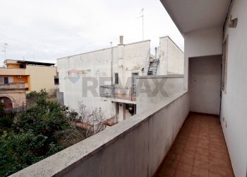 Balcone - Trilocale Alessandro Volta
 
14, Adelfia - foto 11