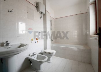 Bagno - Trilocale Alessandro Volta
 
14, Adelfia - foto 14